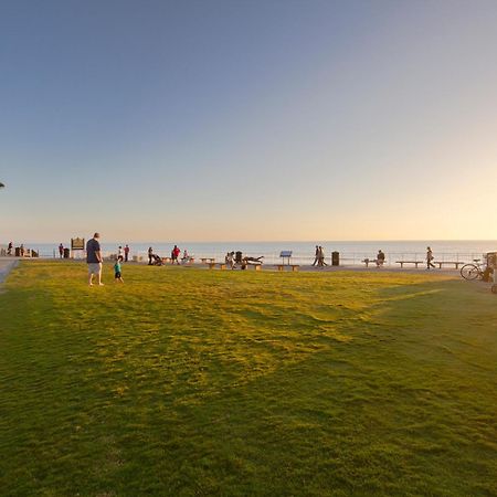 Walk To The Beach - Outdoor Dining - Spacious Carlsbad Extérieur photo